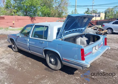 1988 Cadillac Fleetwood Delegance из США, поврежденный, VIN 1G6CB5152J4228237